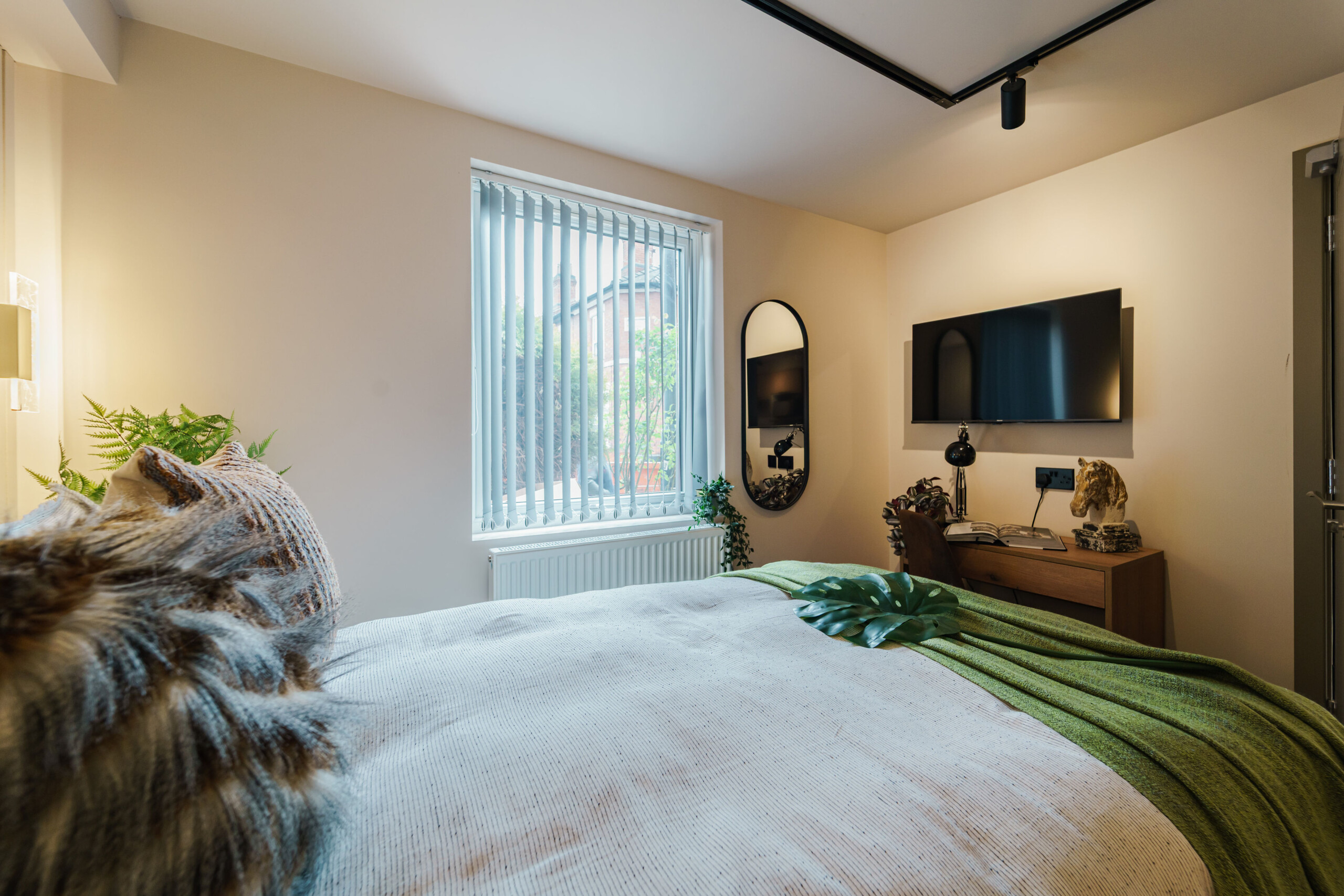 room-for-rent-derby-039